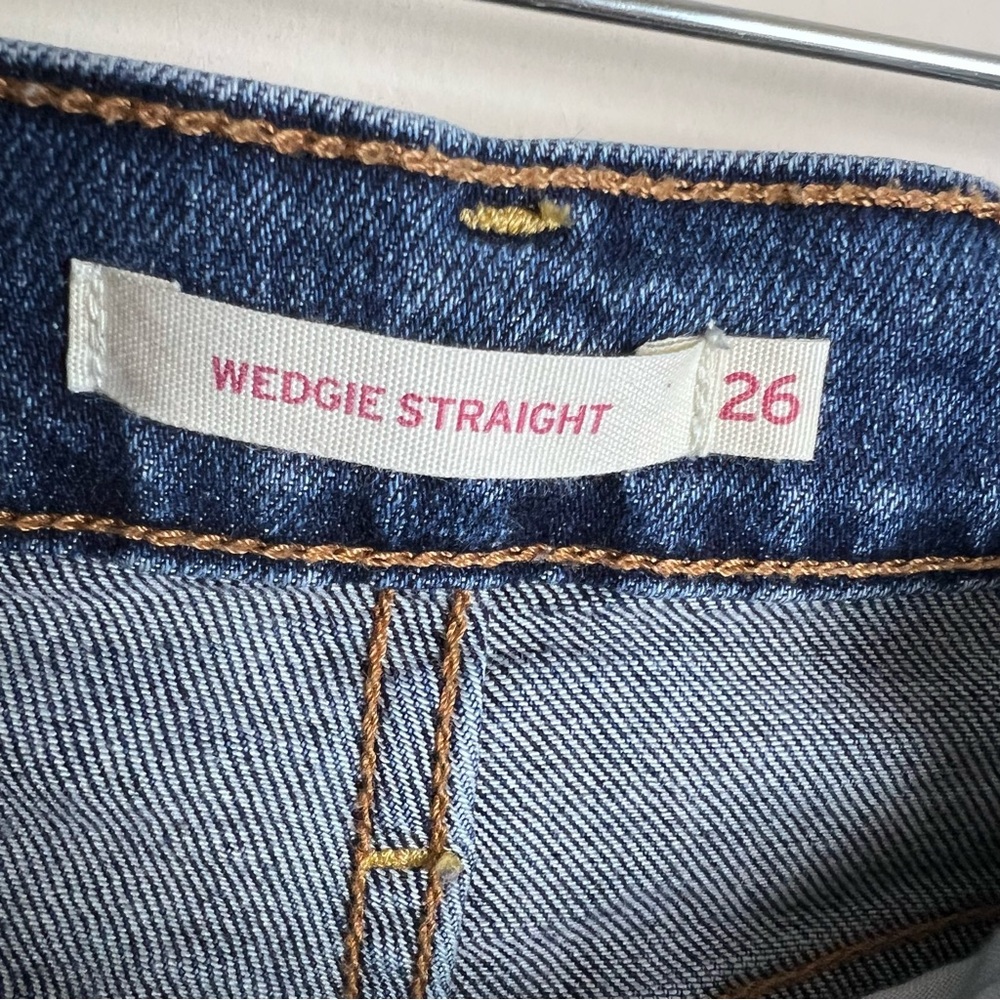 Levi’s Wedgie Straight Fit Stretch Jeans Size 26x28 - Picture 8 of 11